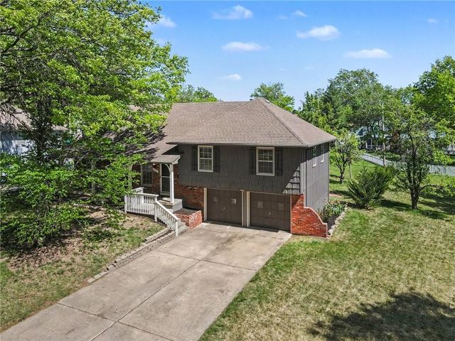 12931 Smalley Avenue, Grandview, MO 64030