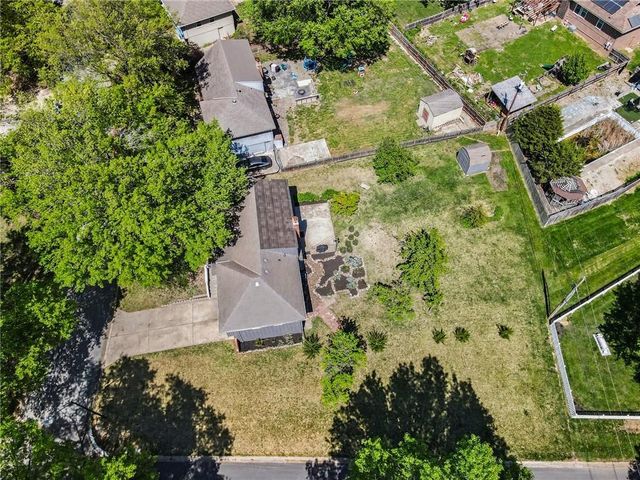 12931 Smalley Avenue, Grandview, MO 64030
