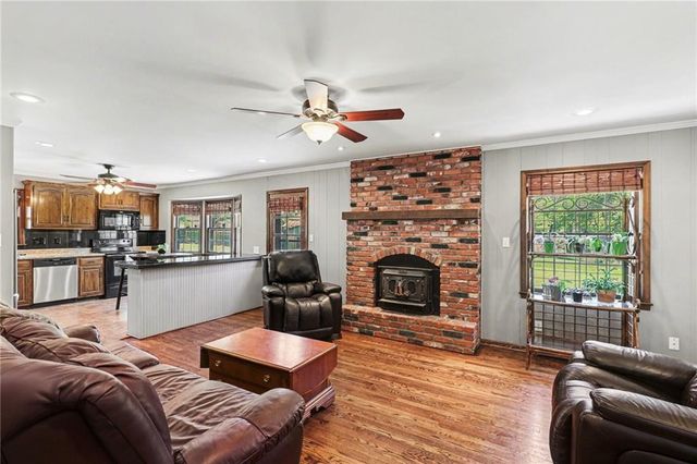 12931 Smalley Avenue, Grandview, MO 64030