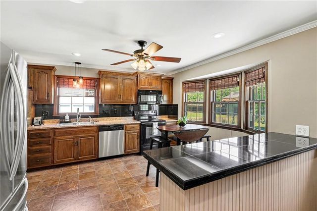 12931 Smalley Avenue, Grandview, MO 64030