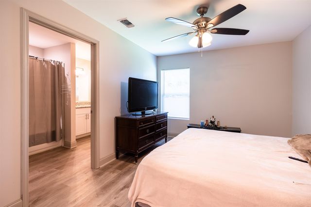 1406 Memory Ln, Houma, LA 70363