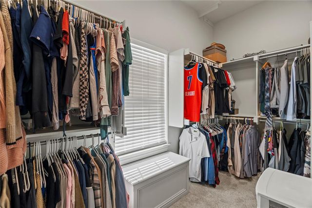 1217 N Manning Road, El Reno, OK 73036