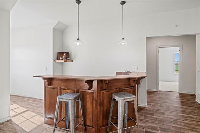 1217 N Manning Road, El Reno, OK 73036