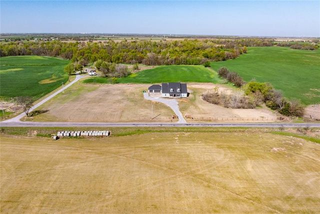 1217 N Manning Road, El Reno, OK 73036