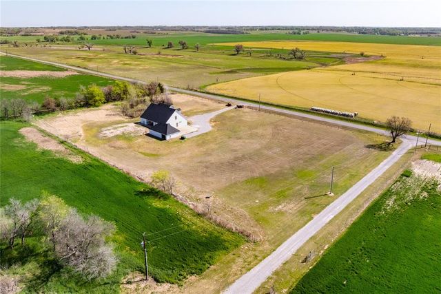 1217 N Manning Road, El Reno, OK 73036