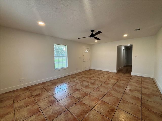 276 County Road 2234 2, Cleveland, TX 77327