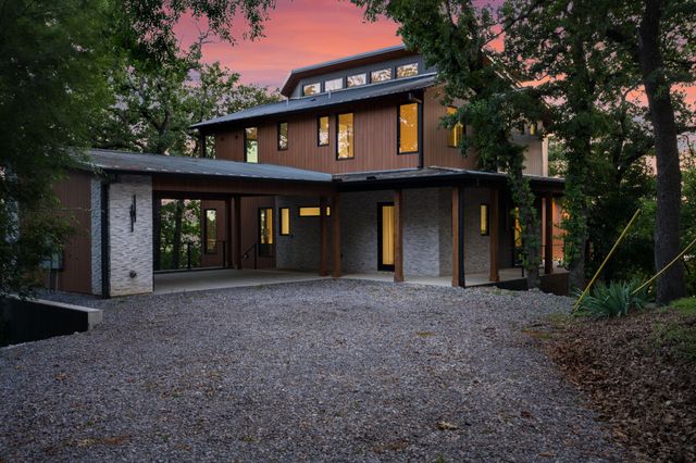 1009 Fox Hollow Lane, Oak Point, TX 75068