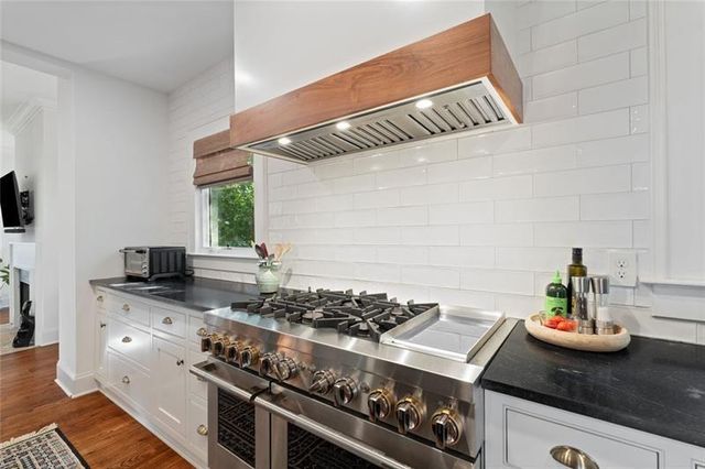 755 Virginia Avenue NE, Atlanta, GA 30306