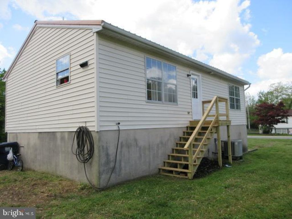 Image 2 of property listing at 6 MCGUIRE WAY, Perryville, MD 21903