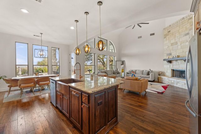 3013 Vista Heights DR, Leander, TX 78641