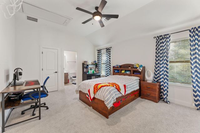 3013 Vista Heights DR, Leander, TX 78641