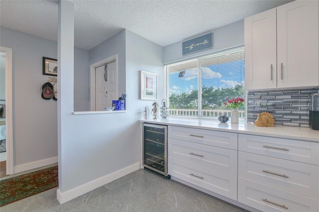 10111 NW 24th Pl 307, Sunrise, FL 33322