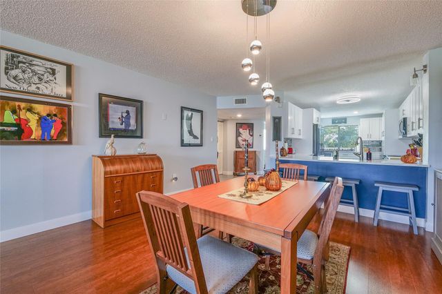 10111 NW 24th Pl 307, Sunrise, FL 33322