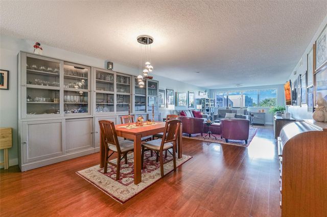 10111 NW 24th Pl 307, Sunrise, FL 33322