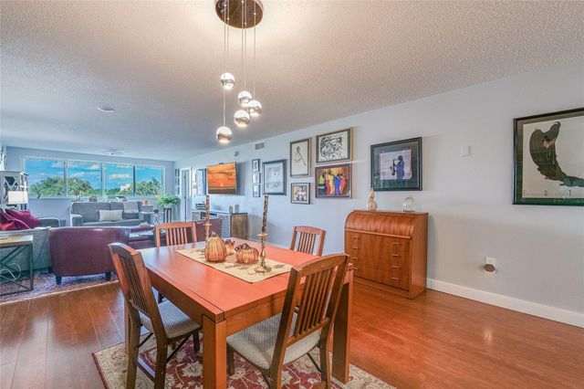 10111 NW 24th Pl 307, Sunrise, FL 33322