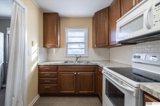 368 S 47th Street, Lincoln, NE 68510