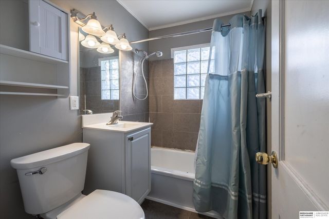 368 S 47th Street, Lincoln, NE 68510