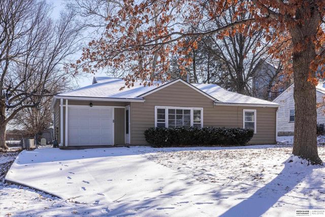 368 S 47th Street, Lincoln, NE 68510