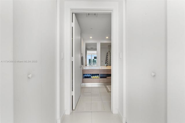 1300 S Miami Ave 2803, Miami, FL 33130