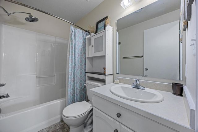 4534 Westport Parkway, West Fargo, ND 58078