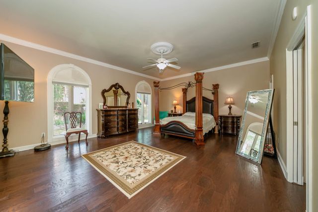 1305 Mockingbird Ln, Longview, TX 75601