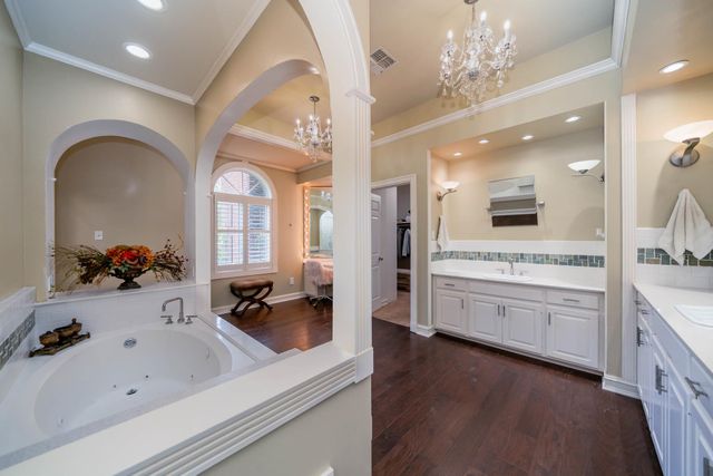 1305 Mockingbird Ln, Longview, TX 75601