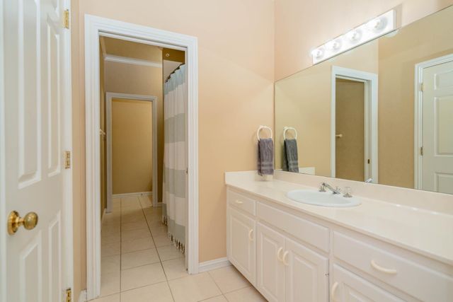 1305 Mockingbird Ln, Longview, TX 75601