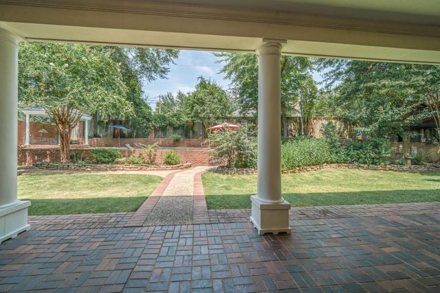 1305 Mockingbird Ln, Longview, TX 75601