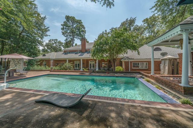 1305 Mockingbird Ln, Longview, TX 75601