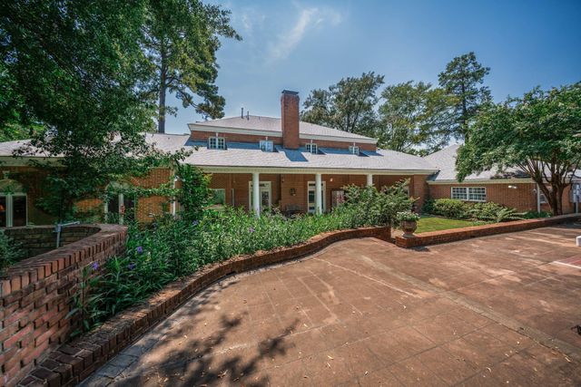 1305 Mockingbird Ln, Longview, TX 75601