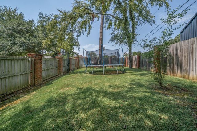 1305 Mockingbird Ln, Longview, TX 75601