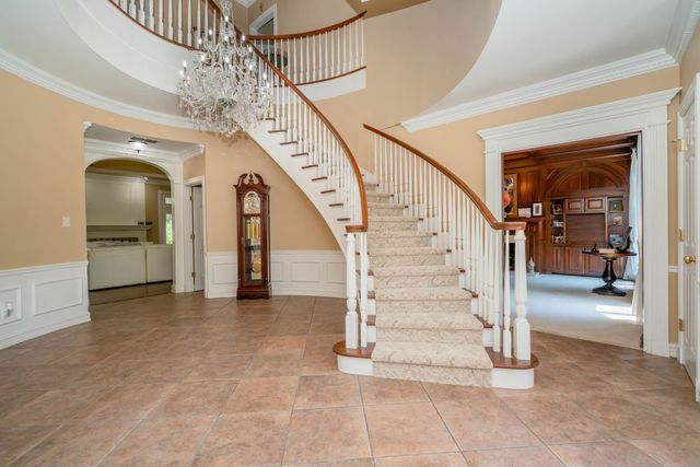 1305 Mockingbird Ln, Longview, TX 75601