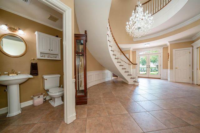 1305 Mockingbird Ln, Longview, TX 75601