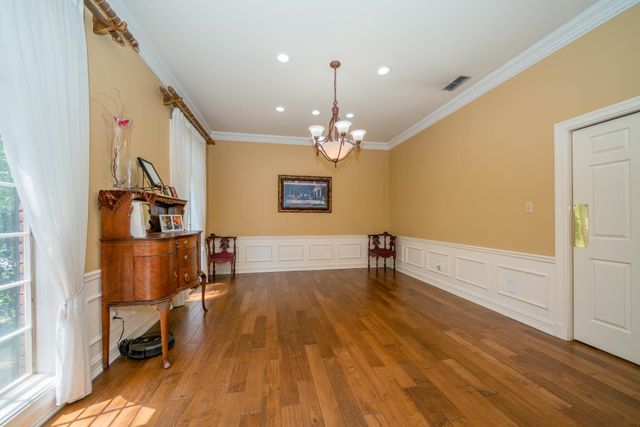 1305 Mockingbird Ln, Longview, TX 75601