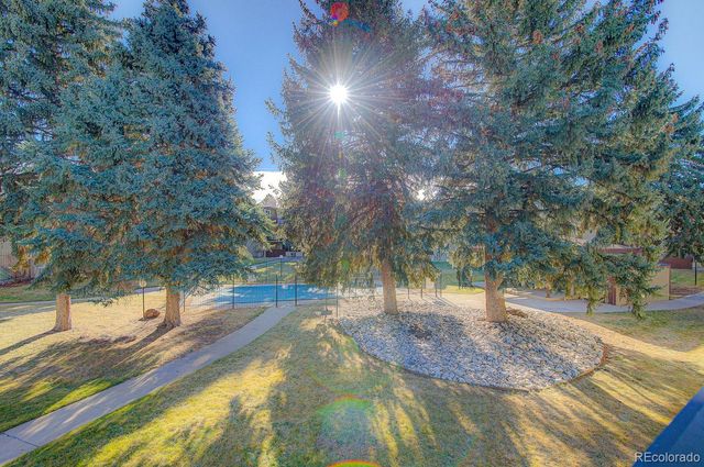 2231 S Vaughn Way 201B, Aurora, CO 80014