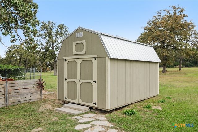 2160 County Road 305, Rockdale, TX 76567