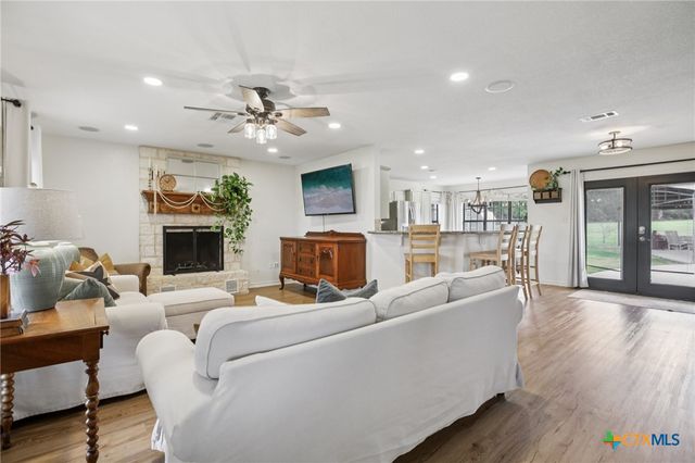 2160 County Road 305, Rockdale, TX 76567