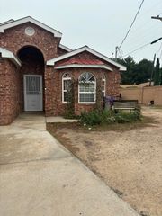 3424 Herrera Road NW, Albuquerque, NM 87105