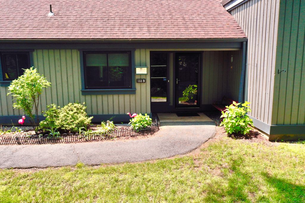 133 Heritage Village B, Southbury, CT 06488