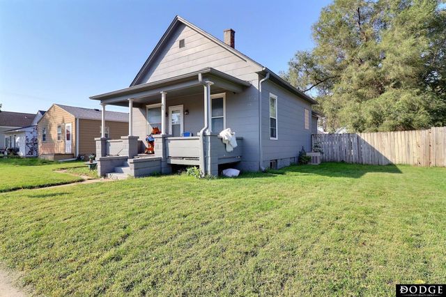 65 S Bell Street, Fremont, NE 68025