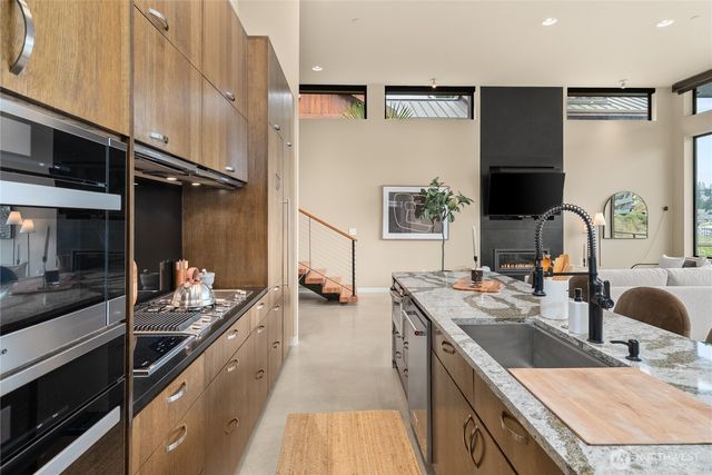 8412 Goodman Drive NW, Gig Harbor, WA 98332