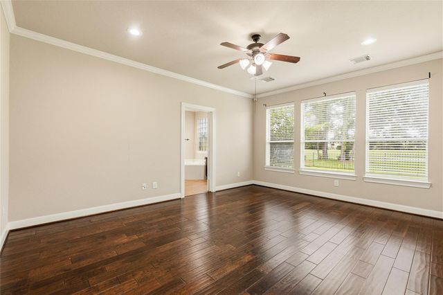 10702 Winding Green Drive, Humble, TX 77338