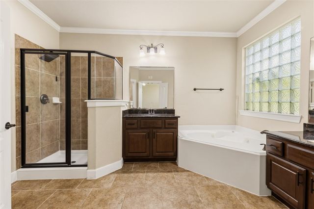 10702 Winding Green Drive, Humble, TX 77338