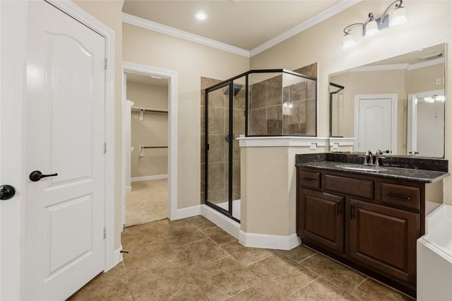 10702 Winding Green Drive, Humble, TX 77338