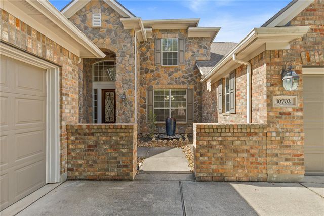10702 Winding Green Drive, Humble, TX 77338