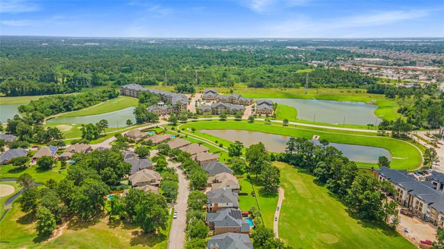 10702 Winding Green Drive, Humble, TX 77338
