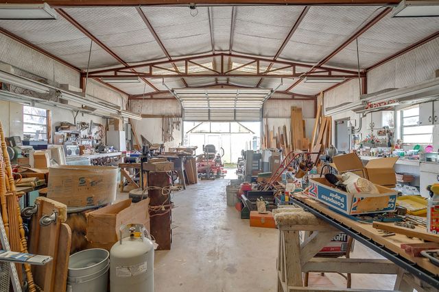 235 S Skyline Court, Cresson, TX 76035