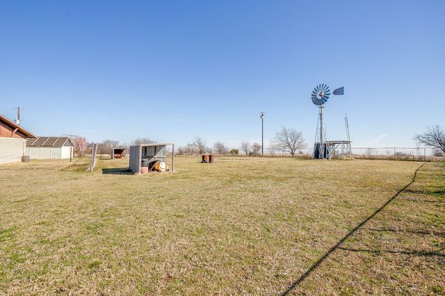 235 S Skyline Court, Cresson, TX 76035