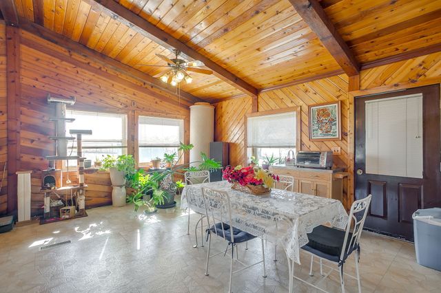 235 S Skyline Court, Cresson, TX 76035