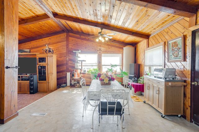 235 S Skyline Court, Cresson, TX 76035